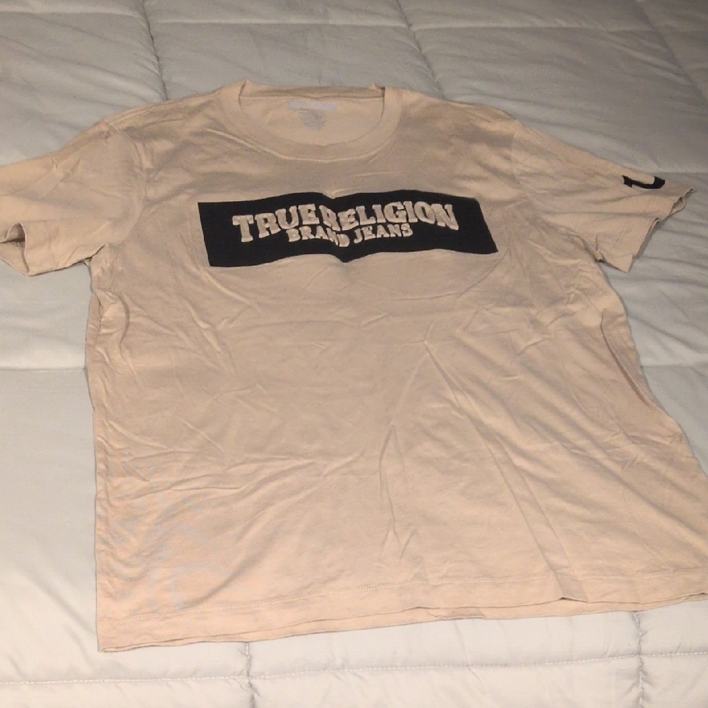 EUC True Religion men’s beige short sleeve Logo tee, size XL